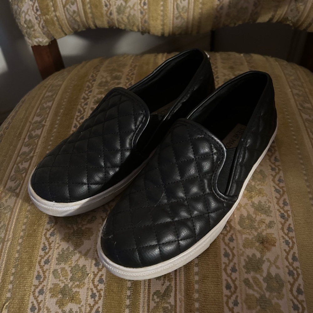 Steve Madden Slip On Sneaker